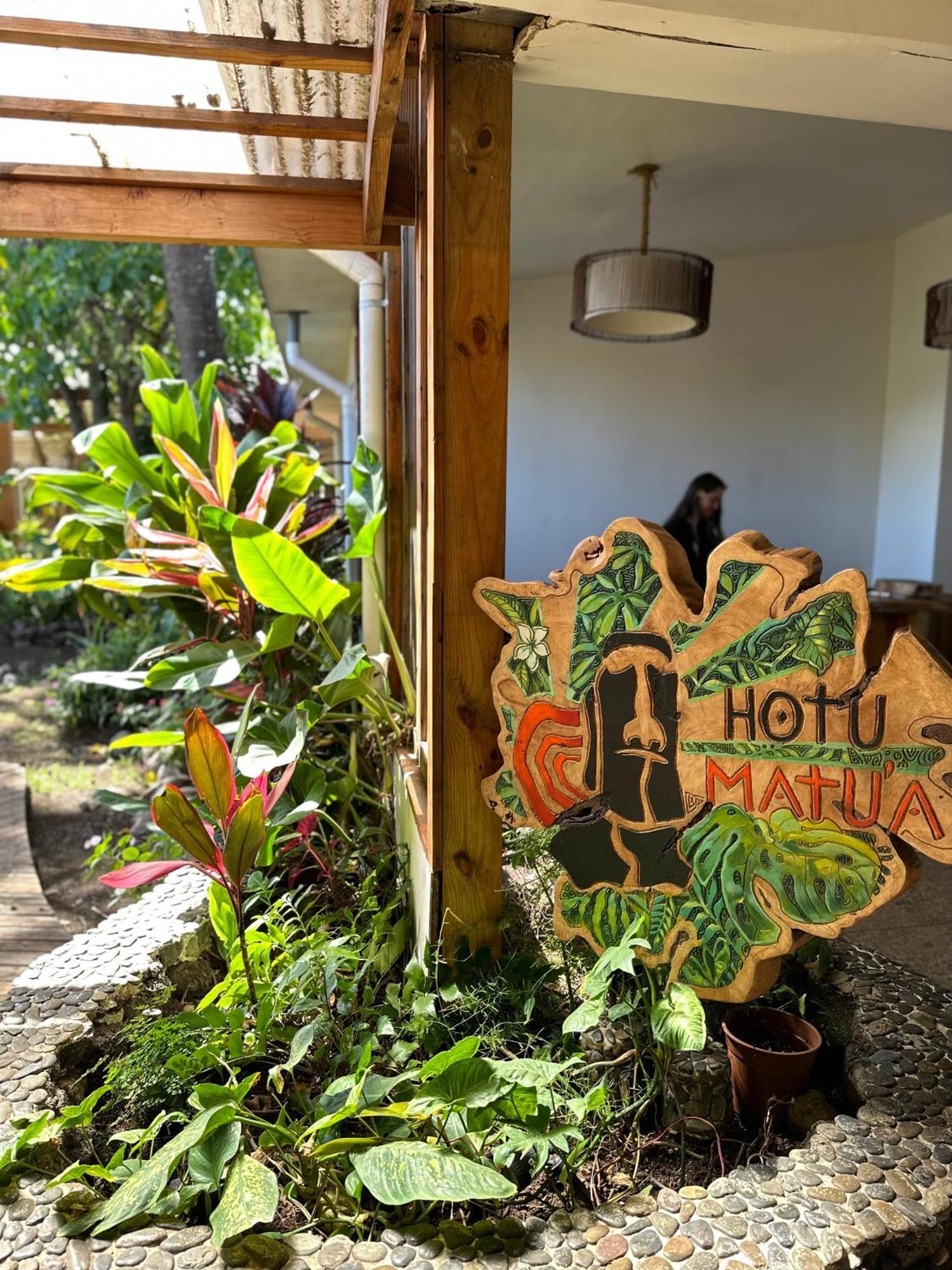 Hotel Hotu Matua By Ei Hanga Roa Luaran gambar