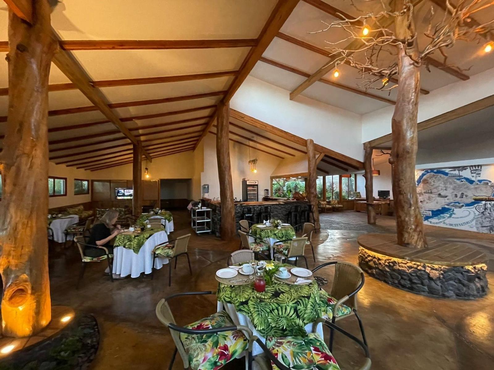Hotel Hotu Matua By Ei Hanga Roa Luaran gambar