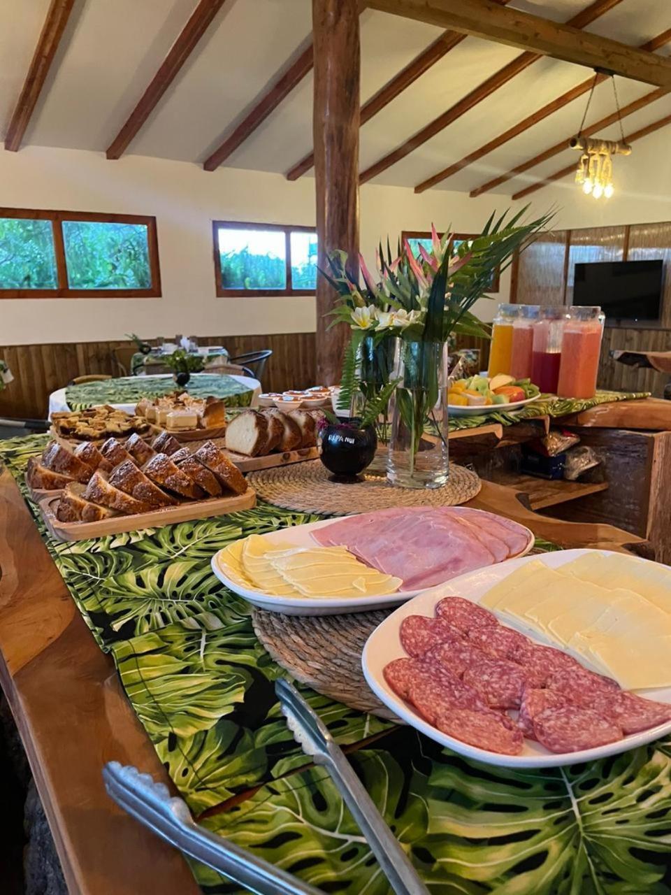 Hotel Hotu Matua By Ei Hanga Roa Luaran gambar