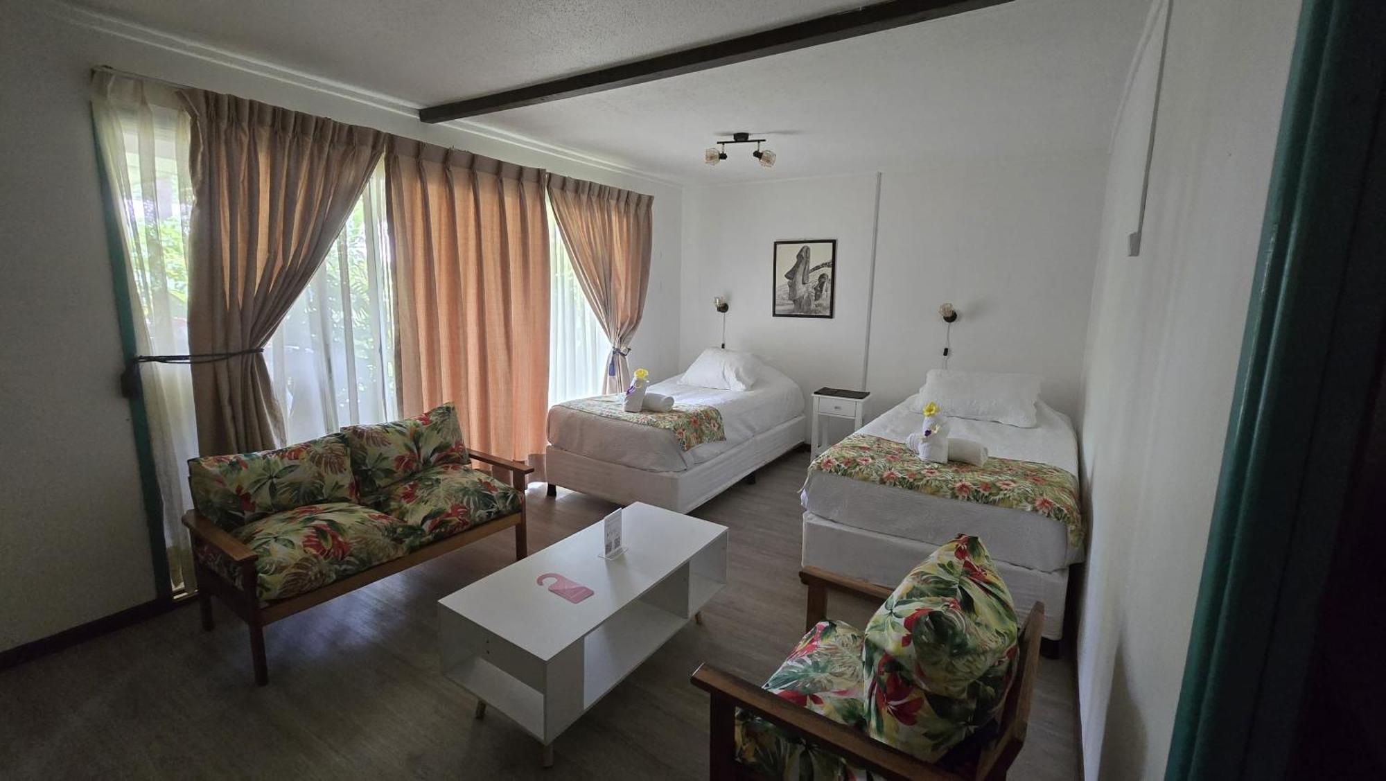 Hotel Hotu Matua By Ei Hanga Roa Luaran gambar